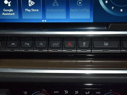 Used 2022 Chevrolet Silverado 1500 High Country w/ High Country Premium Package image 29