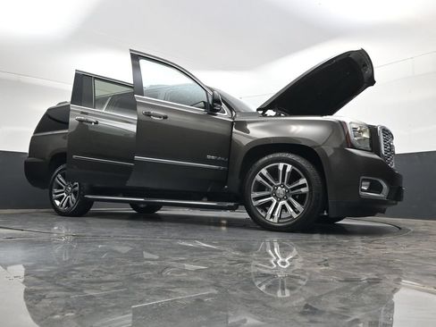 Used 2019 GMC Yukon XL Denali w/ Denali Ultimate Package RWD image 48