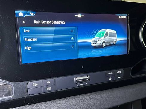 Used 2026 Mercedes-Benz Sprinter 2500 image 36