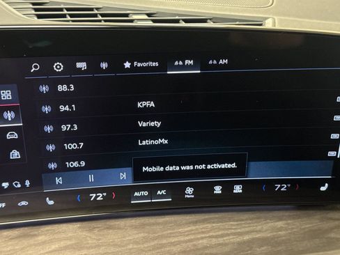 Certified 2025 Audi Q5 Premium w/ Convenience Package image 18