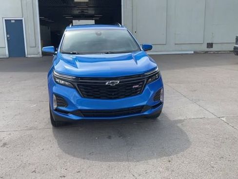 Used 2024 Chevrolet Equinox RS w/ RS Leather Package image 3