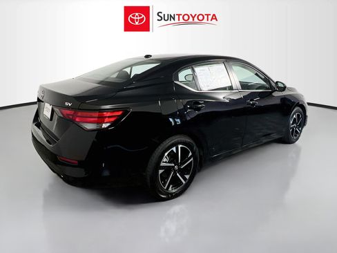Used 2024 Nissan Sentra SV FWD image 4