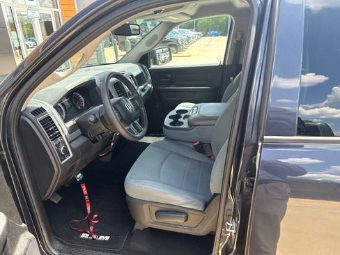Used 2019 RAM 1500 Tradesman w/ Chrome Plus Package RWD image 14