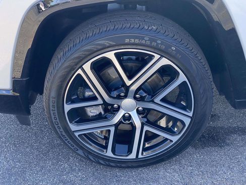 Used 2024 Jeep Compass Limited w/ Elite Group image 20