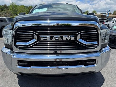 Used 2017 RAM 2500 Tradesman w/ Chrome Appearance Group AWD/4WD image 7