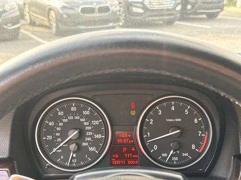 Used 2011 BMW 328i Convertible RWD image 19