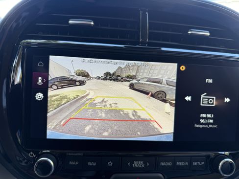 New 2025 Kia Soul EX image 18