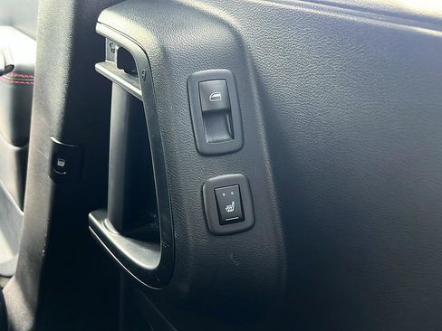 Used 2017 Dodge Grand Caravan GT image 34