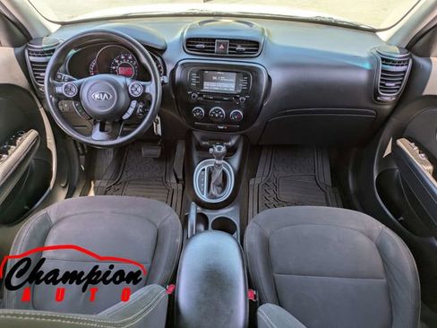 Used 2017 Kia Soul w/ Convenience Package image 18