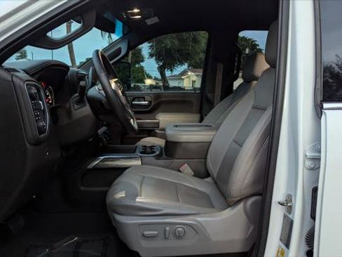 Used 2021 Chevrolet Silverado 2500 LTZ w/ LTZ Texas Edition image 14