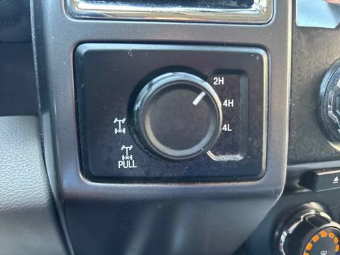 Used 2015 Ford F150 XLT w/ Equipment Group 302A Luxury AWD/4WD image 41