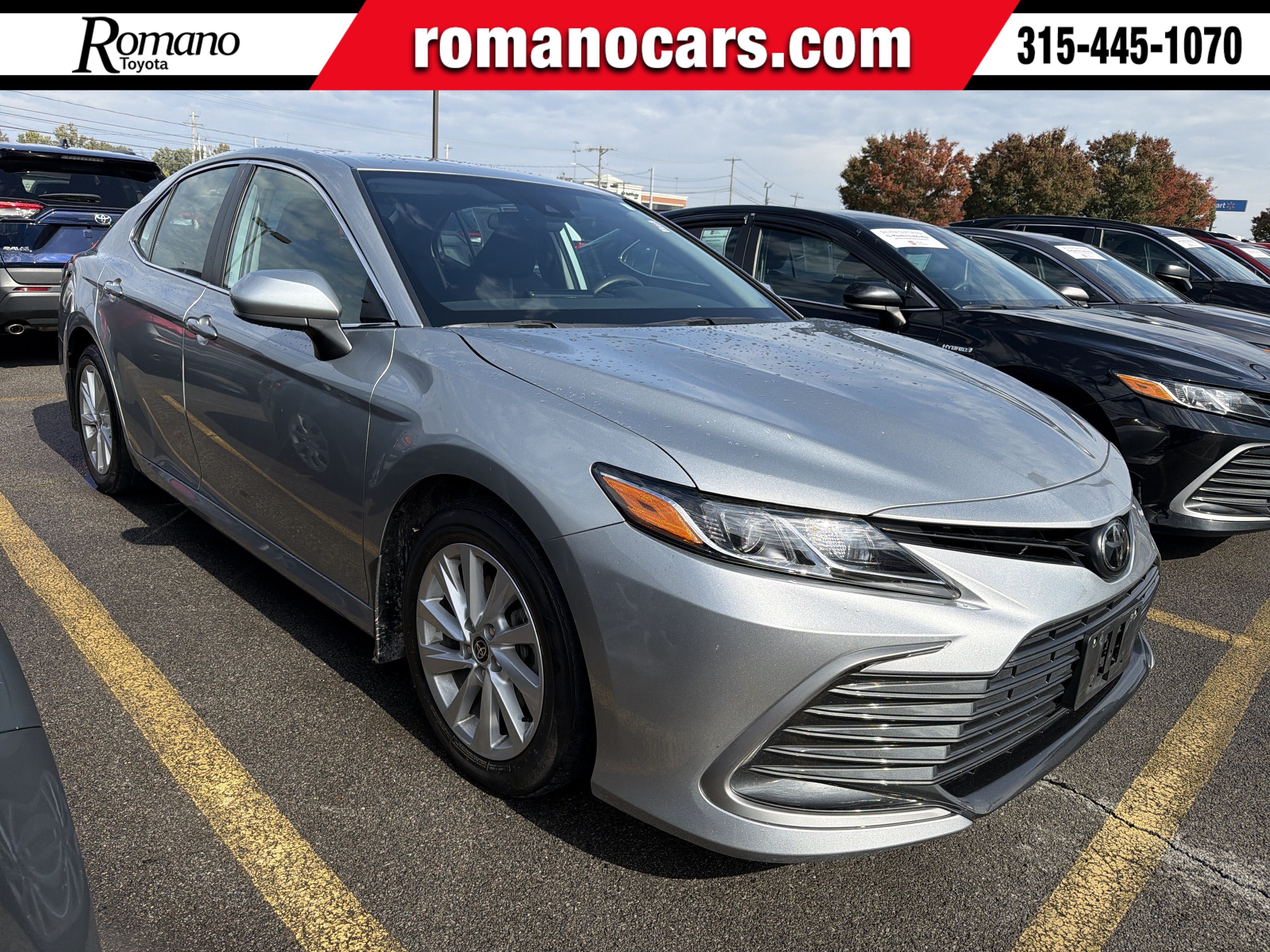 Used 2022 Toyota Camry LE w/ Carpet Mat Package (TMS) FWD image 1