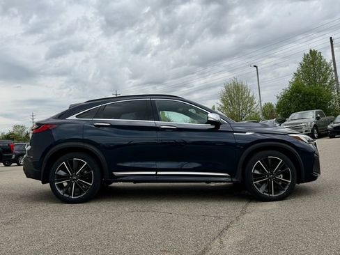 Used 2023 INFINITI QX55 Essential w/ Accent Package AWD/4WD image 5