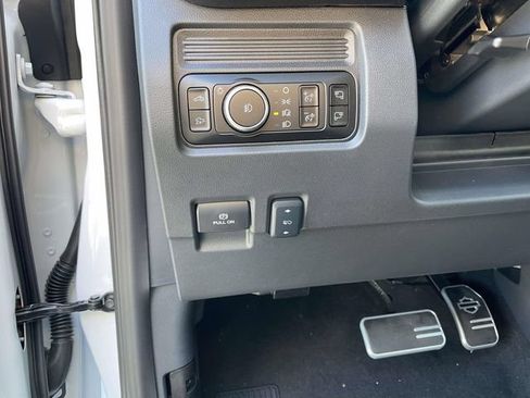 New 2026 Ford F250 Lariat w/ Black Appearance Package AWD/4WD image 15