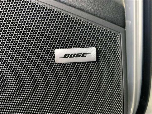 Certified 2022 Porsche Cayenne Platinum Edition image 71