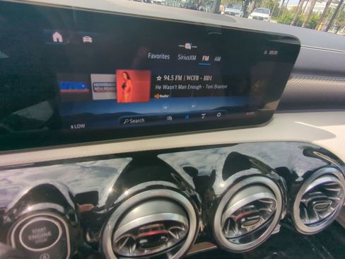 Certified 2025 Mercedes-Benz CLA 250 image 6