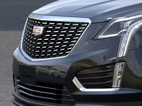 New 2026 Cadillac XT5 Luxury image 13