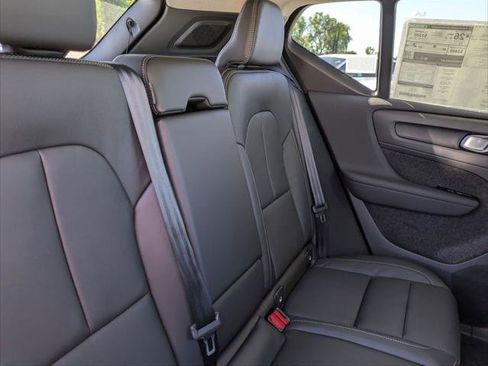 New 2026 Volvo XC40 B5 Ultra w/ Climate Package image 13