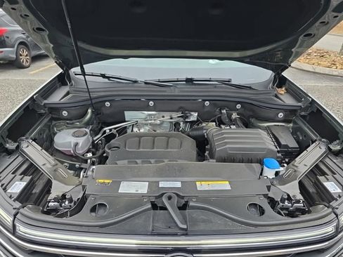 Certified 2025 Volkswagen Atlas Peak Edition SE image 16