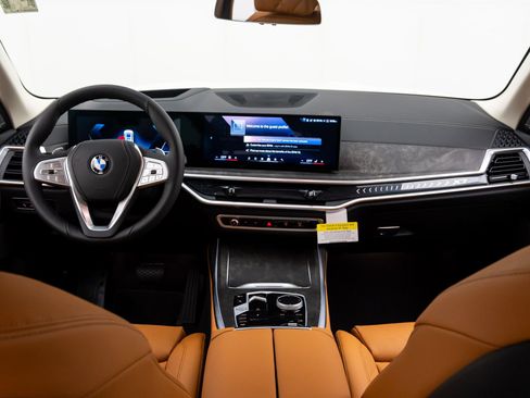 New 2026 BMW X7 xDrive40i image 10