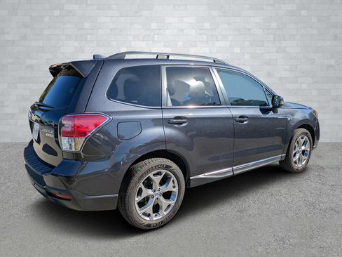 Used 2017 Subaru Forester 2.5i Touring image 5