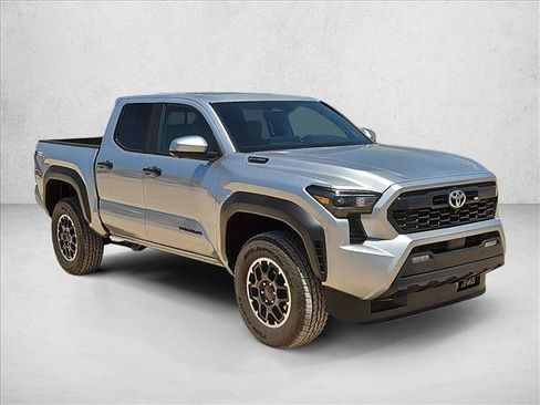 Certified 2025 Toyota Tacoma TRD Off-Road w/ TRD Off Road Premium Package AWD/4WD image 3