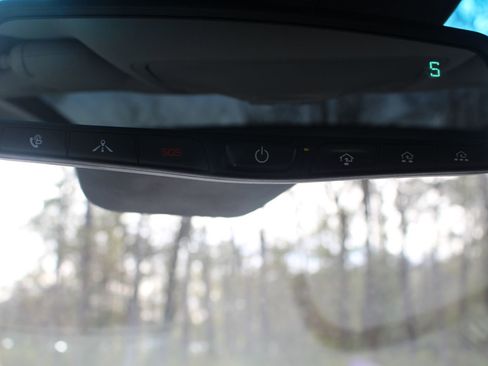 Used 2017 Hyundai Santa Fe Sport w/ 2.0T Ultimate Tech Package 05 image 29