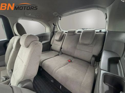 Used 2016 Honda Odyssey SE image 14
