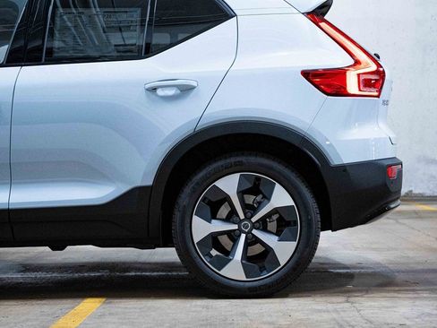 New 2026 Volvo XC40 B5 Plus w/ Protection Package Premier image 4