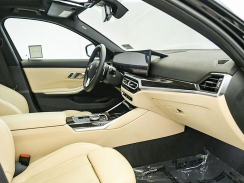 Certified 2023 BMW 330i Sedan w/ Convenience Package RWD image 16