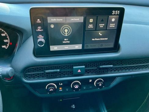 New 2026 Honda HR-V LX image 17