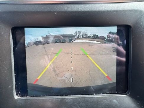 Used 2019 Jeep Cherokee Latitude Plus w/ Comfort/Convenience Group image 20