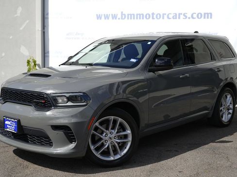 Used 2024 Dodge Durango R/T RWD image 2
