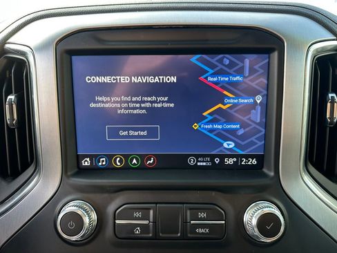 Used 2023 GMC Sierra 2500 SLT w/ SLT Premium Package image 24