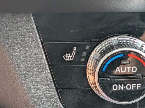 Used 2024 Mitsubishi Outlander Ralliart AWD/4WD image 34