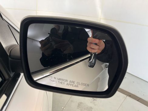 Used 2015 Ford Edge Titanium w/ Equipment Group 302A image 50