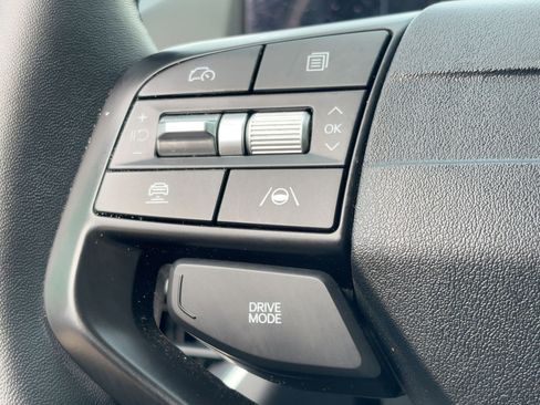 Used 2025 Kia K4 EX image 18