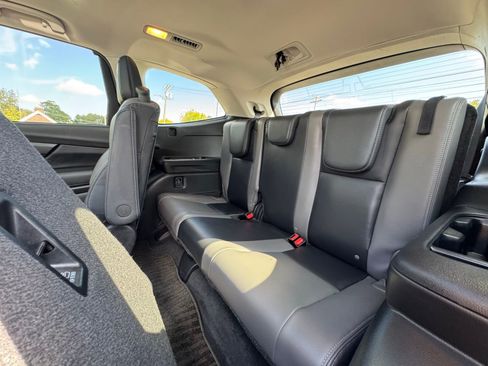 Used 2022 Subaru Ascent Onyx Edition image 7