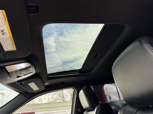 Used 2023 Dodge Durango GT AWD/4WD image 18