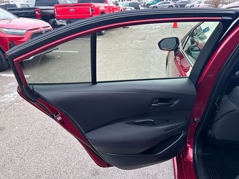 Used 2022 Toyota Corolla LE image 36