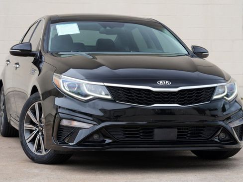 Used 2020 Kia Optima Premium FWD image 2