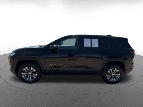 Used 2025 Chevrolet Equinox LT FWD image 9