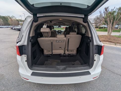Used 2024 Honda Odyssey Elite image 17