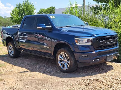 Used 2021 RAM 1500 Laramie w/ Laramie Southwest Edition AWD/4WD image 3