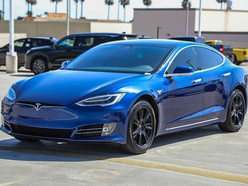 Used 2021 Tesla Model S Long Range Plus AWD/4WD image 3