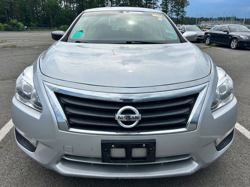 Used 2015 Nissan Altima 2.5 S w/ Power Driver Seat Package FWD image 4