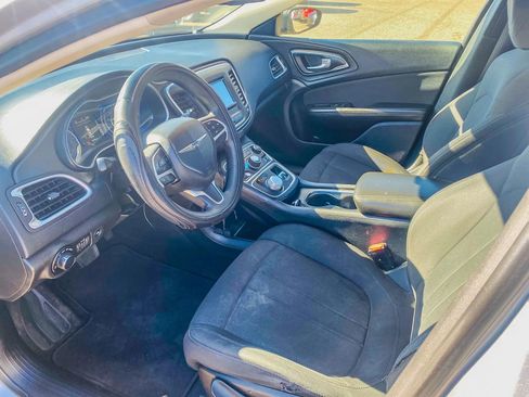 Used 2016 Chrysler 200 Limited image 23