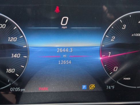 Used 2023 Mercedes-Benz C 300 Sedan image 11