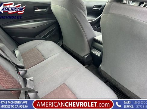 Used 2024 Toyota Corolla SE w/ SE Premium Package FWD image 19