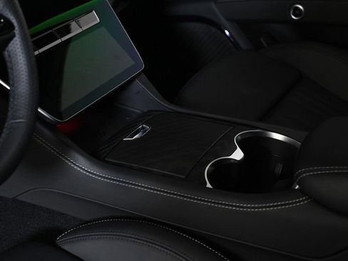 Used 2025 Maserati Grecale Modena image 22